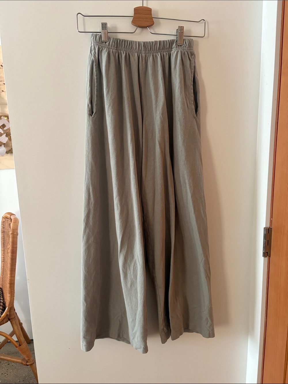 Los Angeles Apparel Light Gray Elastic-Waist Maxi Skirt